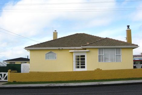 Photo of property in 16 Onslow Street, Bluff, 9814