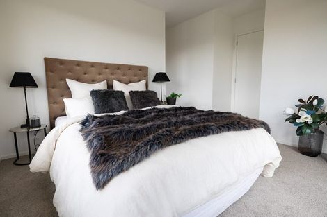 Photo of property in 11 Kanono Way, Helensville, 0800