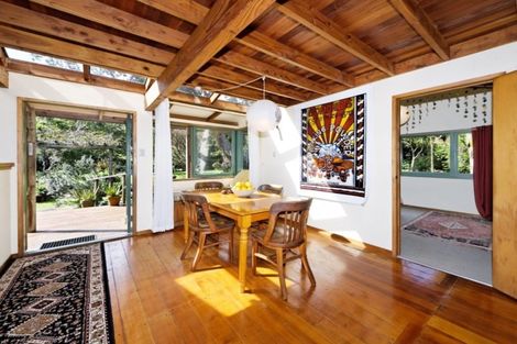 Photo of property in 66 Karekare Road, Karekare, Auckland, 0772