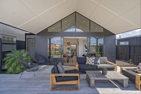 Photo of property in 9 Awatea Drive, Whitianga, 3510