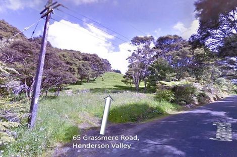 Photo of property in 65 Grassmere Road, Henderson Valley, Auckland, 0612