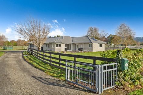 Photo of property in 137 Kent Street, Carterton, 5713