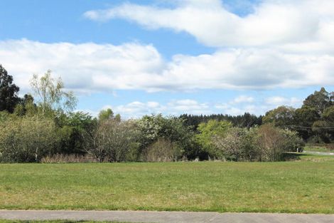 Photo of property in 40 Kinder Street, Acacia Bay, Taupo, 3330