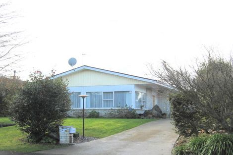 Photo of property in 13 Silva Crescent, Riverlea, Hamilton, 3216