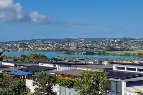 Photo of property in 54 Ascension Crescent, Orewa, 0931