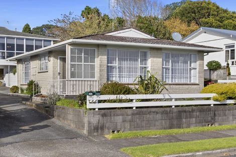 Photo of property in 38a Rimu Street, Strandon, New Plymouth, 4312