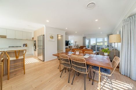 Photo of property in 115 Normandale Road, Normandale, Lower Hutt, 5010