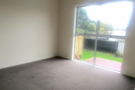 Photo of property in 19 Cottrell Place, Clendon Park, Auckland, 2103