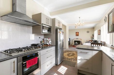 Photo of property in 1/76 Kenderdine Road, Papatoetoe, Auckland, 2025