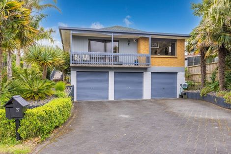 Photo of property in 27 Russleigh Drive, Dinsdale, Hamilton, 3204