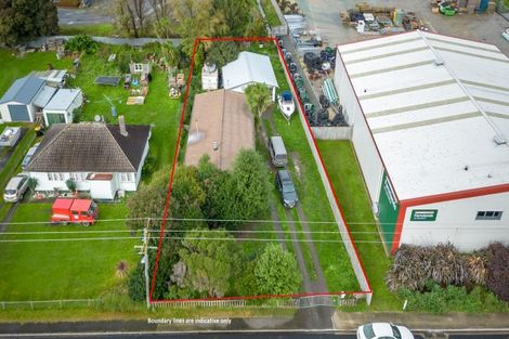 Photo of property in 97 Orchard West Road, Ngatea, 3503