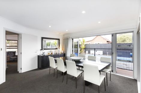 Photo of property in 6 Rodeo Drive, Kelvin Grove, Palmerston North, 4414