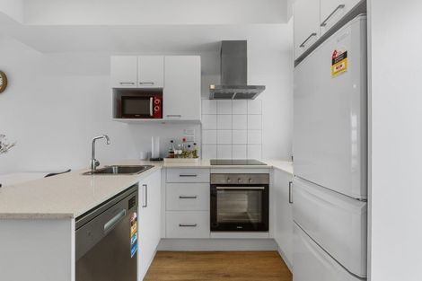 Photo of property in 4/122 Pooks Road, Ranui, Auckland, 0612