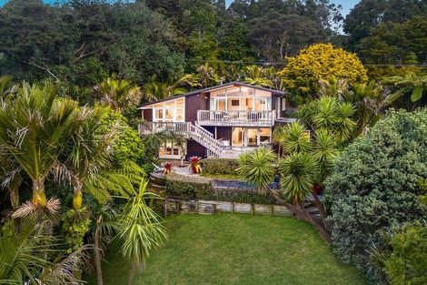 Photo of property in 67 Kohu Road, Titirangi, Auckland, 0604