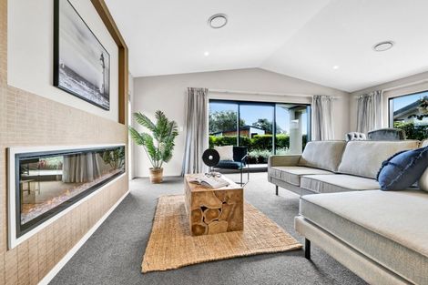 Photo of property in 12 Kotare Drive, Waiwhakaiho, New Plymouth, 4312