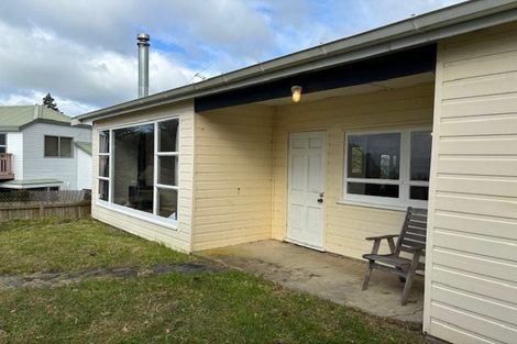 Photo of property in 65 Howard Road, Orere Point, Papakura, 2585