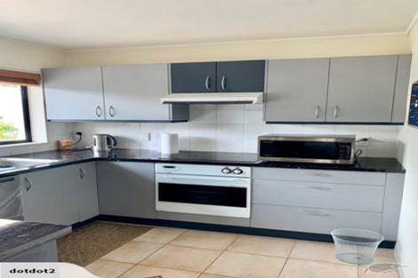 Photo of property in 2/3 Nimrod Place, Half Moon Bay, Auckland, 2012