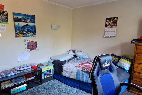 Photo of property in 33a Oriwa Street, Waikanae, 5036