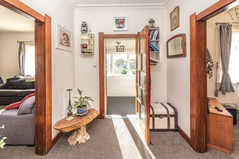 Photo of property in 64 Boydfield Street, Whanganui East, Whanganui, 4500