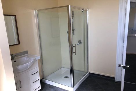 Photo of property in 50 Oxford Street, Lansdowne, Masterton, 5810