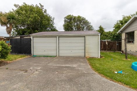 Photo of property in 685 Queens Drive, Waikiwi, Invercargill, 9810