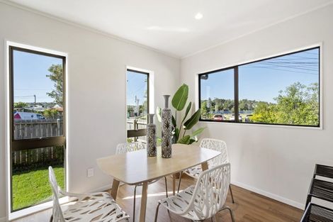Photo of property in 1/11 Woodlands Crescent, Browns Bay, Auckland, 0630