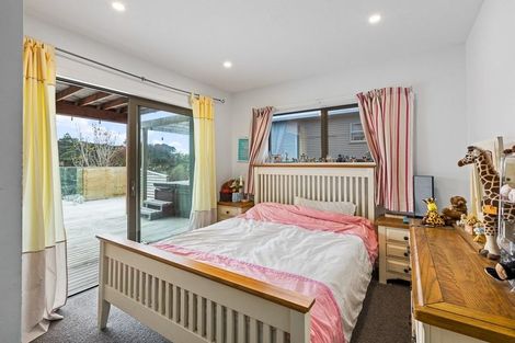 Photo of property in 26 Hawaiian Parade, Arkles Bay, Whangaparaoa, 0932
