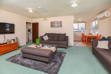 Photo of property in 4 Karen Crescent, Dinsdale, Hamilton, 3204