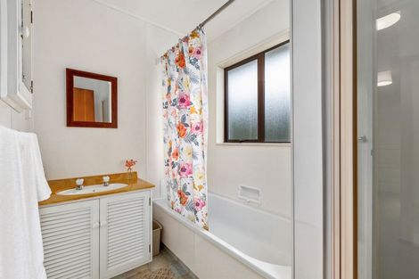 Photo of property in 4 Chamberlain Road, Masterton, 5810