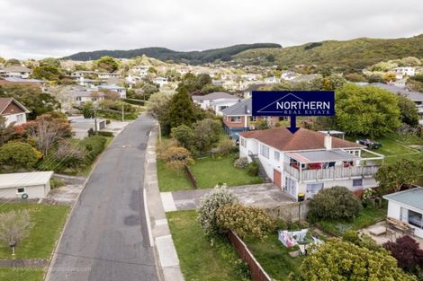 Photo of property in 4 Huia Street, Tawa, Wellington, 5028