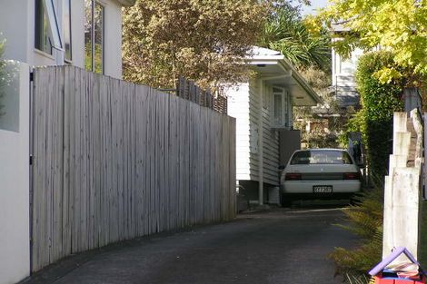 Photo of property in 1/11 Pine Ridge Terrace, Hauraki, Auckland, 0622