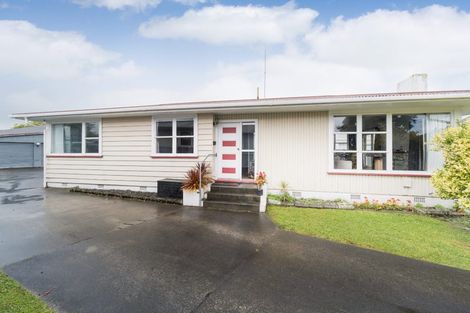 Photo of property in 35 Karamea Crescent, Kelvin Grove, Palmerston North, 4414