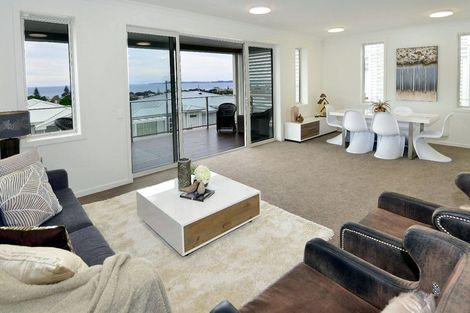 Photo of property in 45 Panorama Heights, Orewa, 0931