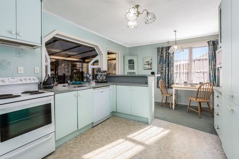 Photo of property in 38 Dover Road, Wainuiomata, Lower Hutt, 5014