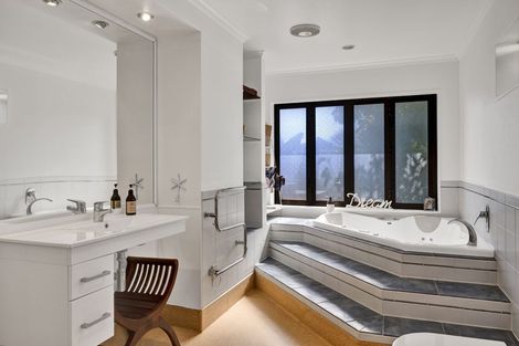 Photo of property in 74 Rata Street, Hawera, 4610