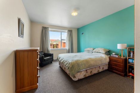 Photo of property in 2/28 Lyndon Street, Riccarton, Christchurch, 8041