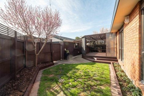 Photo of property in 2/126b Inwoods Close, Parklands, Christchurch, 8083
