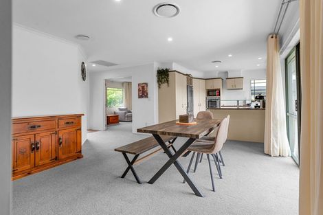 Photo of property in 83 Wiltshire Drive, Huntington, Hamilton, 3210