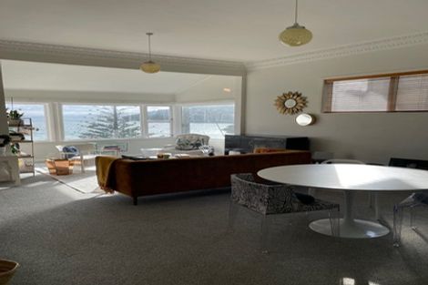 Photo of property in 186 Oriental Parade, Oriental Bay, Wellington, 6011
