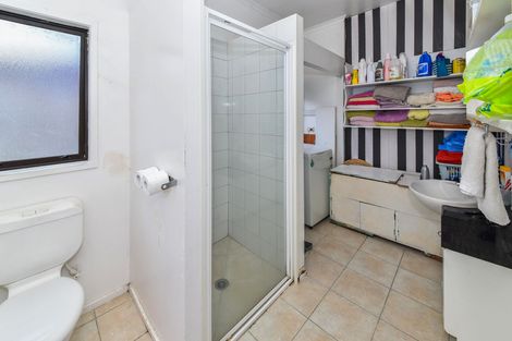 Photo of property in 516c Great South Road, Rosehill, Papakura, 2113