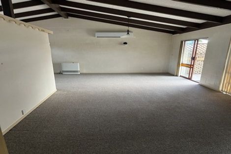 Photo of property in 3 Stuart Street, Levin, 5510