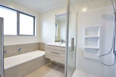 Photo of property in 13 Wakeman Way, Kaiapoi, 7630