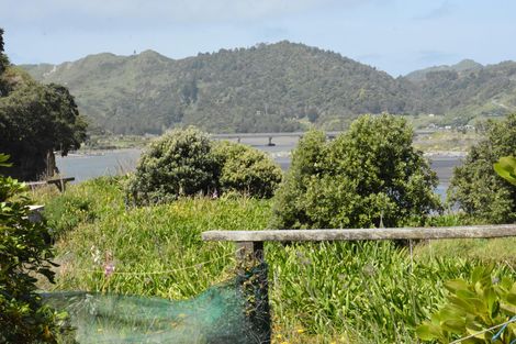 Photo of property in 5 Tokopapa Street, Mokau, 4376