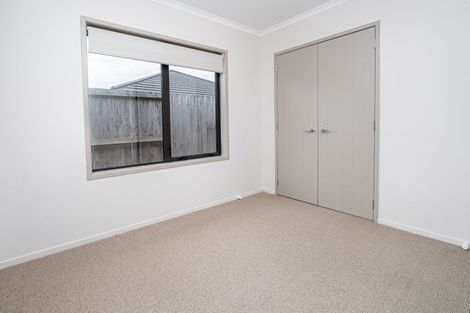 Photo of property in 5 Waltham Place, Rototuna North, Hamilton, 3210