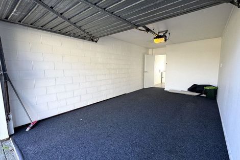 Photo of property in 1/10 Benygloe Place, Highland Park, Auckland, 2010