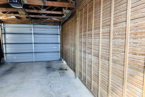 Photo of property in 8/2 Armoy Drive, East Tamaki, Auckland, 2016