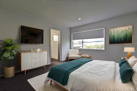 Photo of property in 1 Latitude Close, Whitby, Porirua, 5024