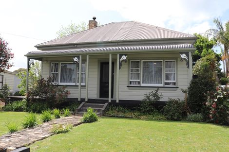Photo of property in 86 Hakanoa Street, Huntly, 3700