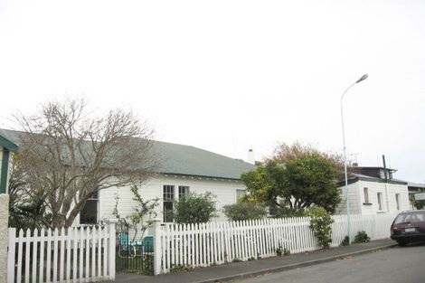 Photo of property in 14 May Avenue, Hospital Hill, Napier, 4110