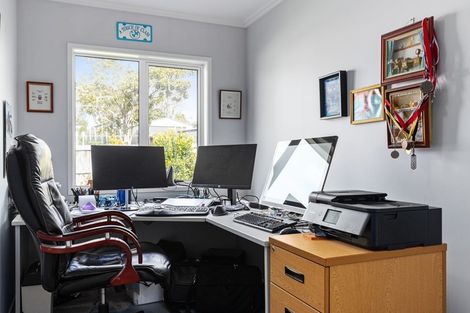 Photo of property in 13 Allendale Place, Morrinsville, 3300